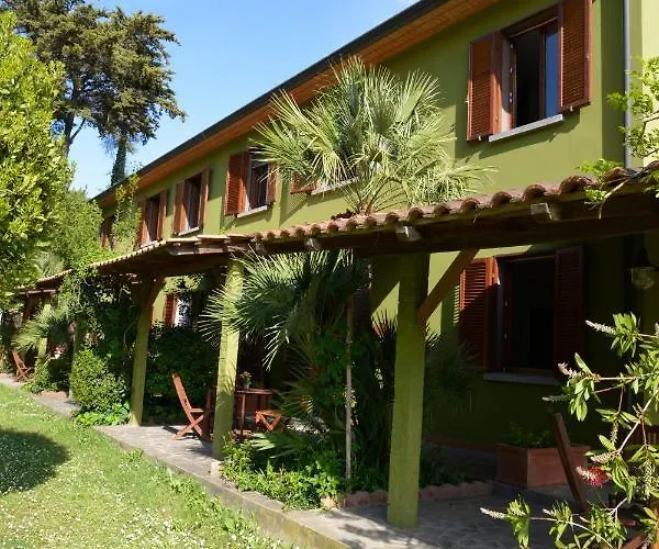 Casa Montescudaio