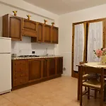 Casa Montescudaio